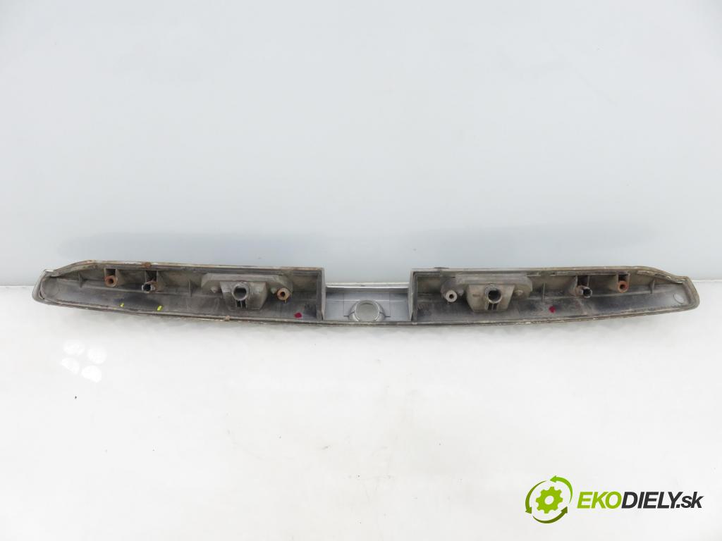 SKODA OCTAVIA I (1U2) LIFTBACK 2002 74,00 1.6 - AKL 1595,00 Zadné čelo dverí kufor 1U6827577E