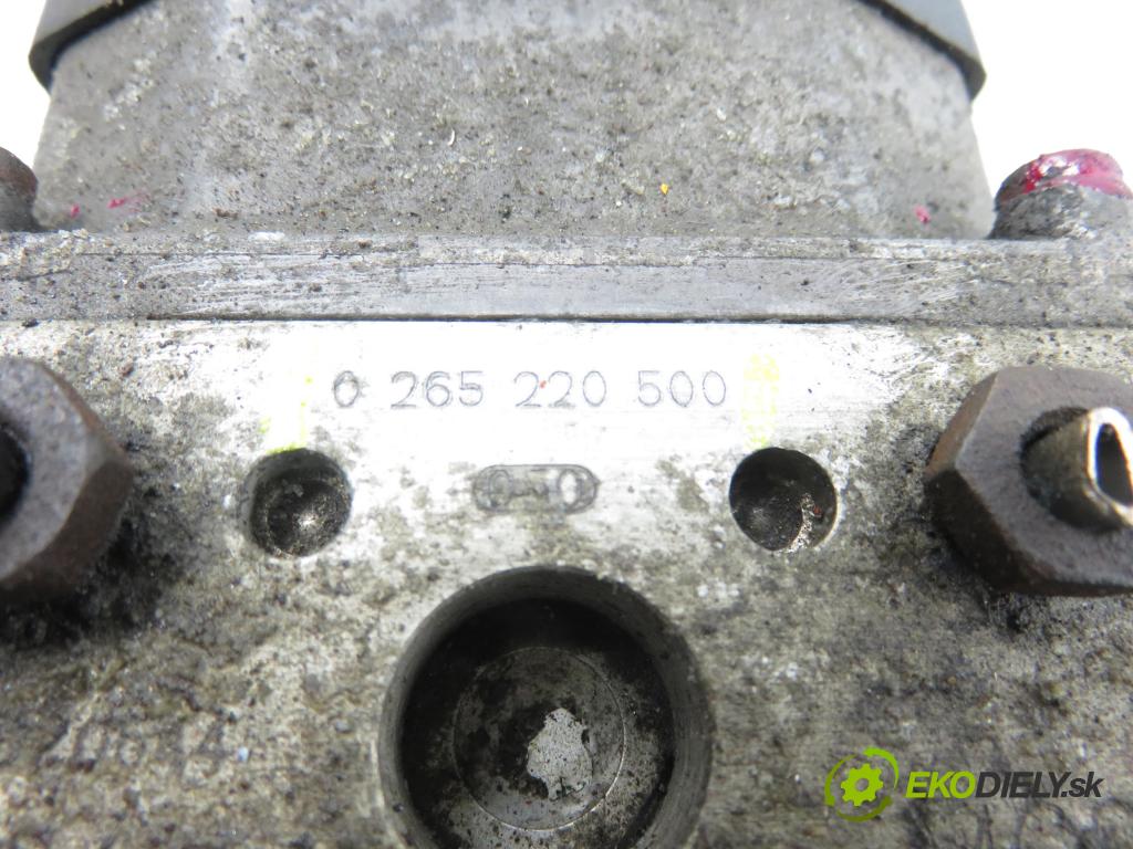 IVECO DAILY III skrzynia FURGON 2002 92,00 2.8 JTD 125 - 8140.43S 2798,00 Pumpa ABS 0273004324 ; 500331026 ; 0265220500 (Pumpa ABS)
