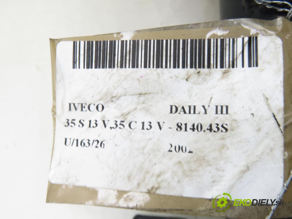 IVECO DAILY III skrzynia FURGON 2002 92,00 35 S 13 V,35 C 13 V - 8140.43S 2798,00 hřídel tyč volantu 504038169 (Tyč řízení (volantu))