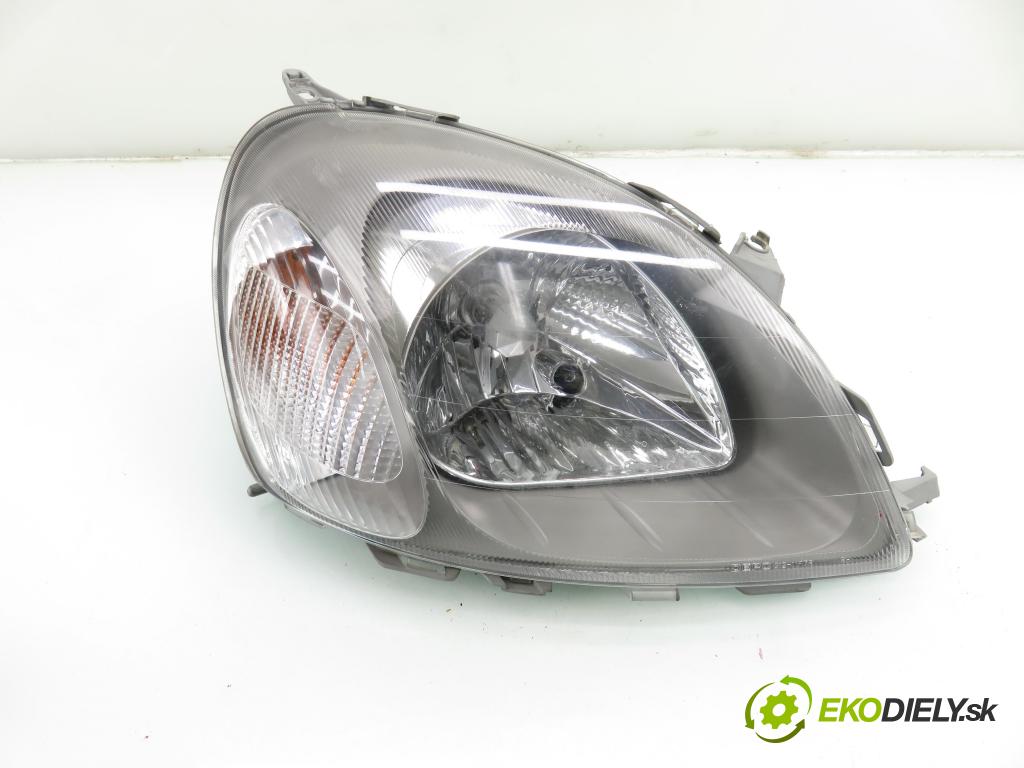 TOYOTA YARIS (_P1_) HB 2002 50,00 1.0 VVT- i 68 - 1SZ-FE 998,00 světlo PP