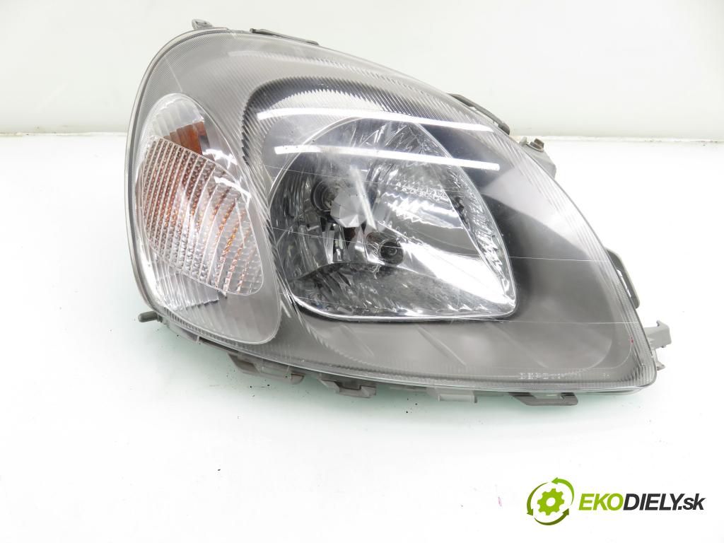 TOYOTA YARIS (_P1_) HB 2002 50,00 1.0 VVT- i 68 - 1SZ-FE 998,00 světlo PP