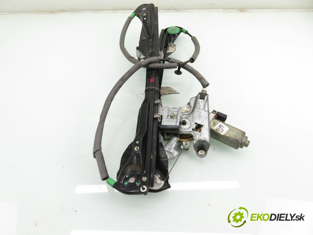 FORD FOCUS (DAW, DBW) HB 2000 96,00 2.0 16V - EDDF 1988,00 Mechanizmus okien 3D XS4123201