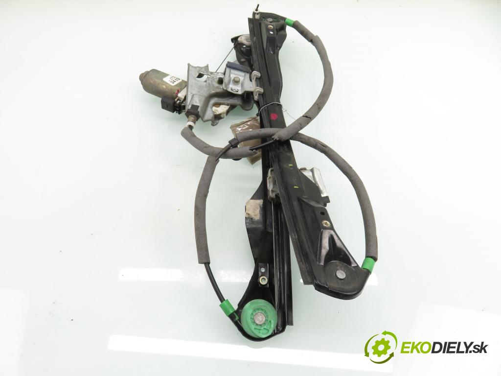 FORD FOCUS (DAW, DBW) HB 2000 96,00 2.0 16V - EDDF 1988,00 Mechanizmus okien 3D XS4123201