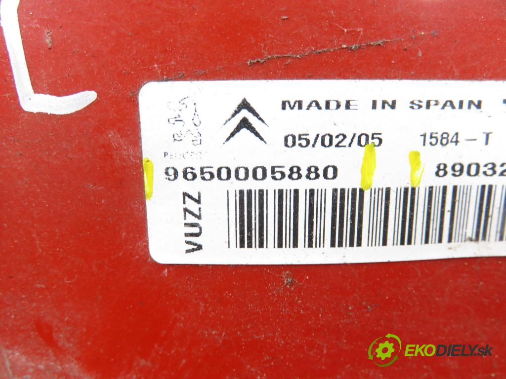 CITROEN XSARA PICASSO (N68) MINIVAN 2005 80,00 1.6 HDi - 9HZ (DV6TED4) 1560,00 Svetlo ľavé zadné 9650005880 ; 89032867