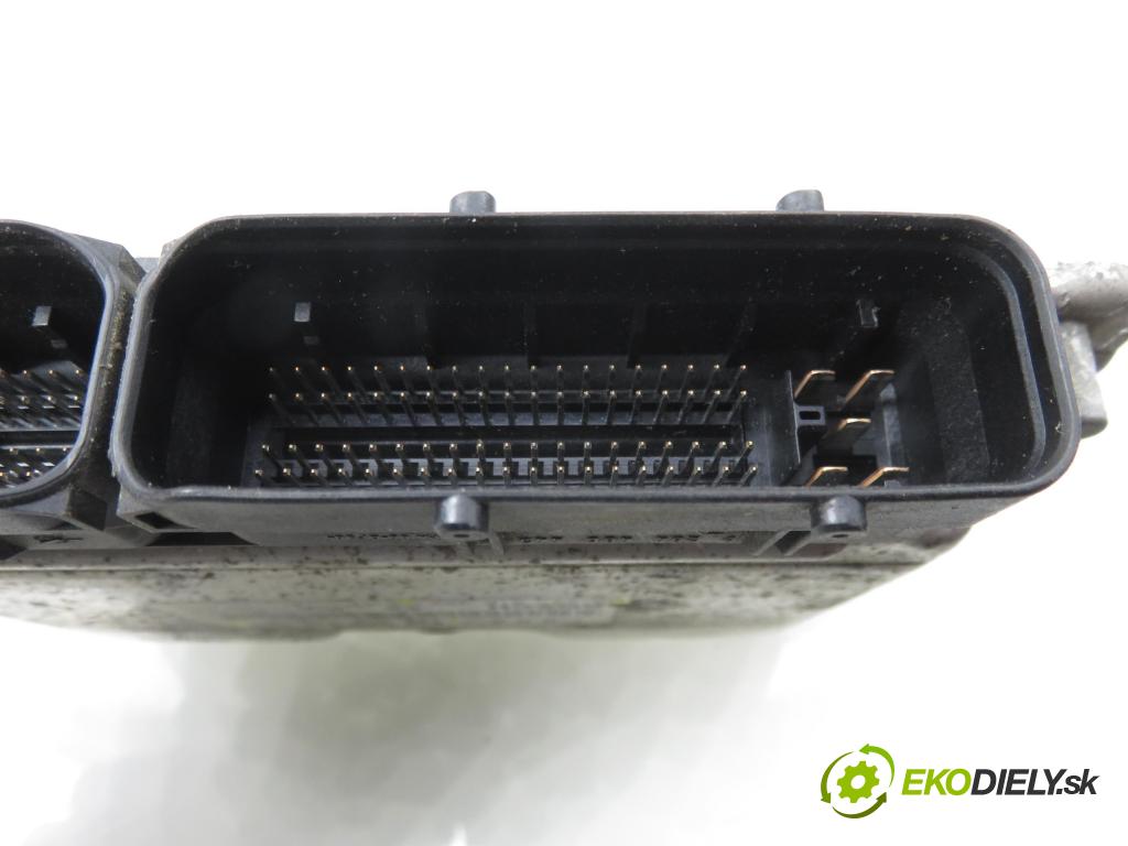 AUDI A3 (8L1) HB 2001 96,00 1.9 TDI - ASZ 1896,00 Riadiaca jednotka Motor 038906019CK ; 0281010308