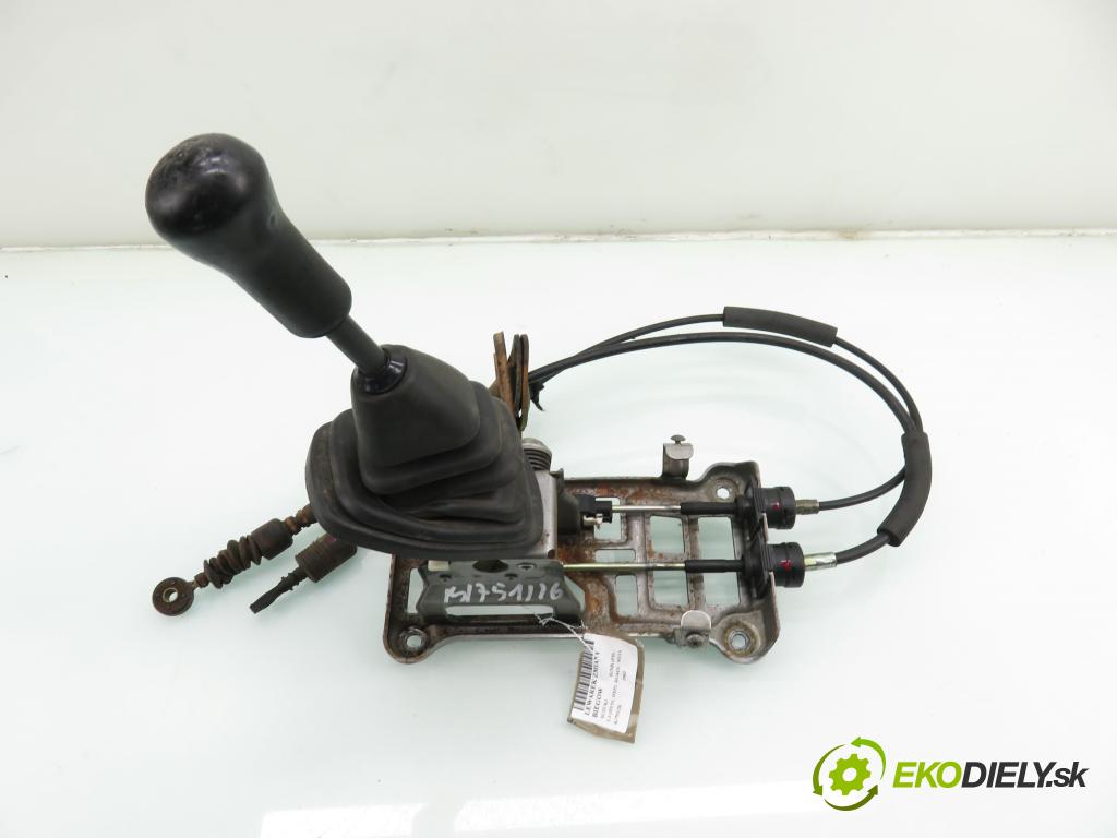 SUZUKI IGNIS (FH) HB 2002 61,00 1.3 (HV51, HX51, RG413) - M13A 1328,00 ZVEDÁK: