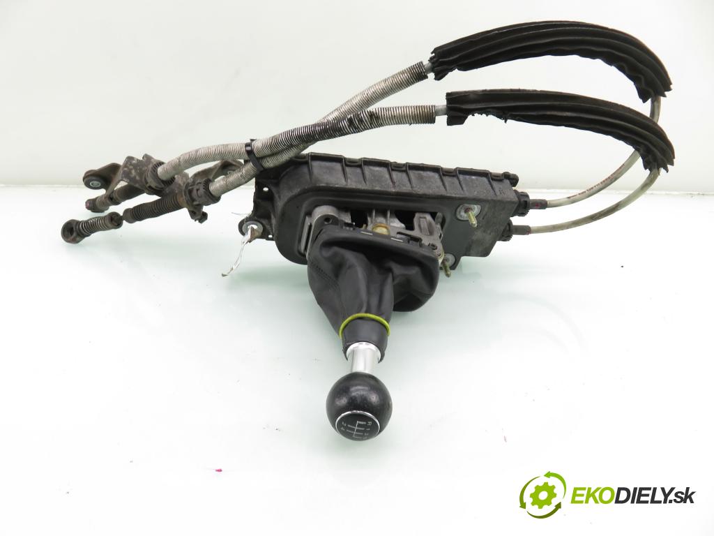 AUDI A3 (8L1) HB 2000 81,00 1.9 TDI - ASV 1896,00 ZVEDÁK: 1J0711265K