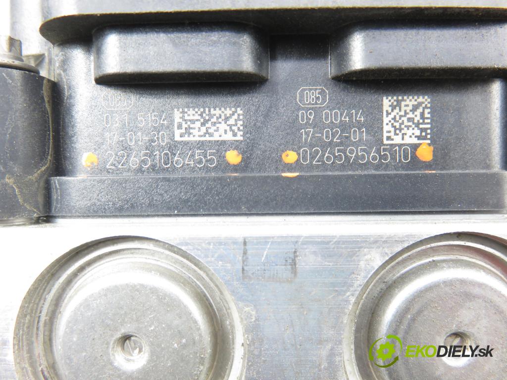 SUZUKI VITARA (LY) CROSSOVER 2016 0,00 1.6 (APK 416) - M16A 1586,00 Pumpa ABS 0265956510 ; 2265106455 ; 5611054PA2 (Pumpa ABS)