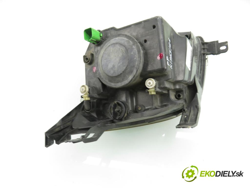 FORD FUSION (JU_) HB 2002 74,00 1.6 - FYJC 1596,00 světlo PP