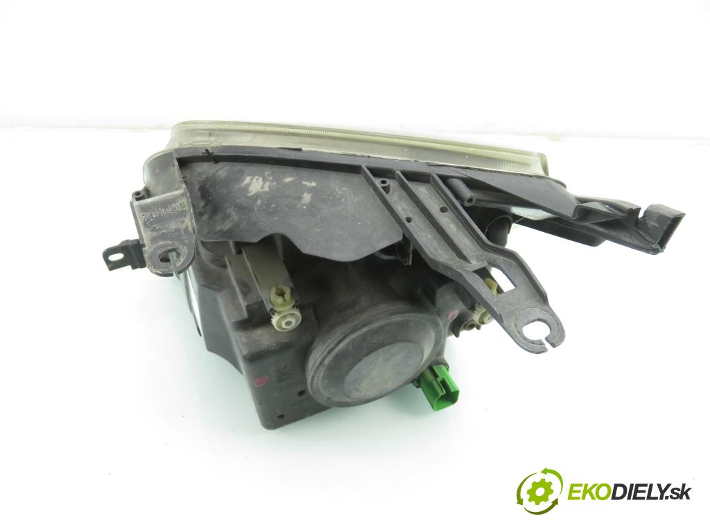 FORD FUSION (JU_) HB 2002 74,00 1.6 - FYJC 1596,00 světlo PP