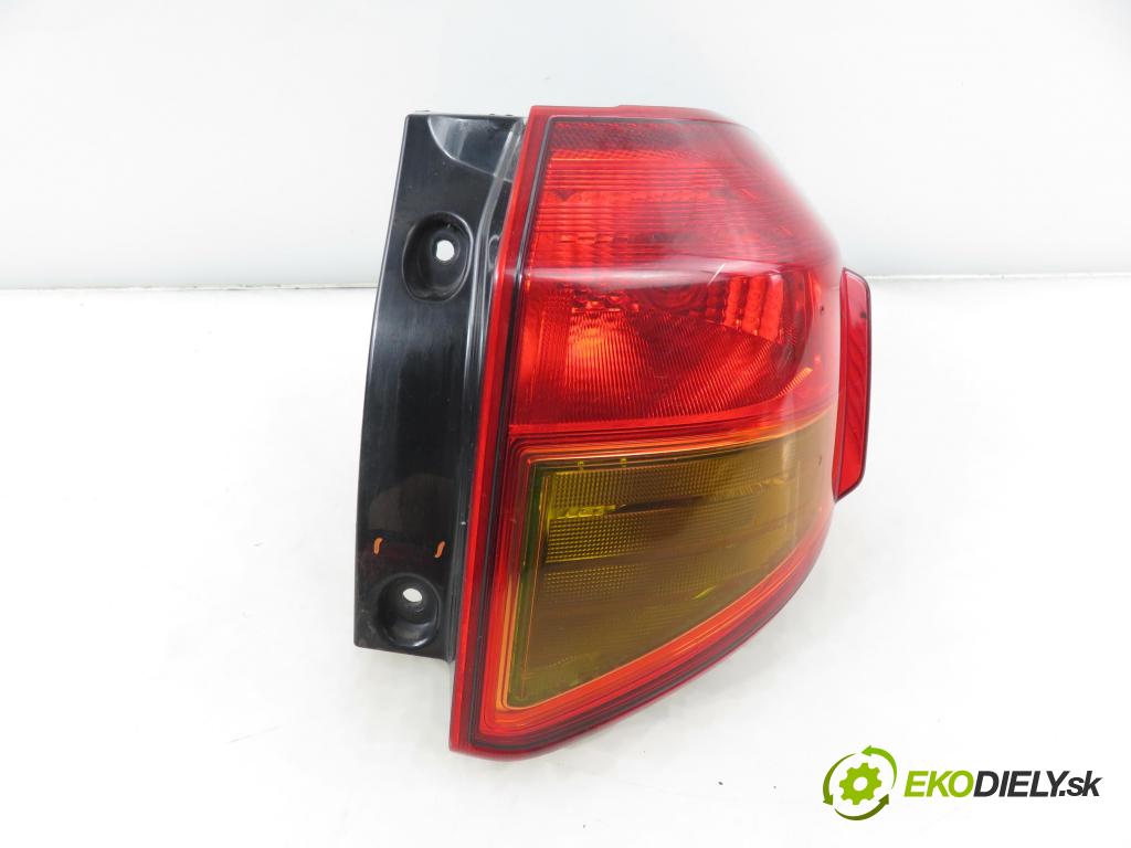 SUZUKI VITARA (LY) CROSSOVER 2016 0,00 1.6 (APK 416) - M16A 1586,00 světlo pravé zadní 22018097