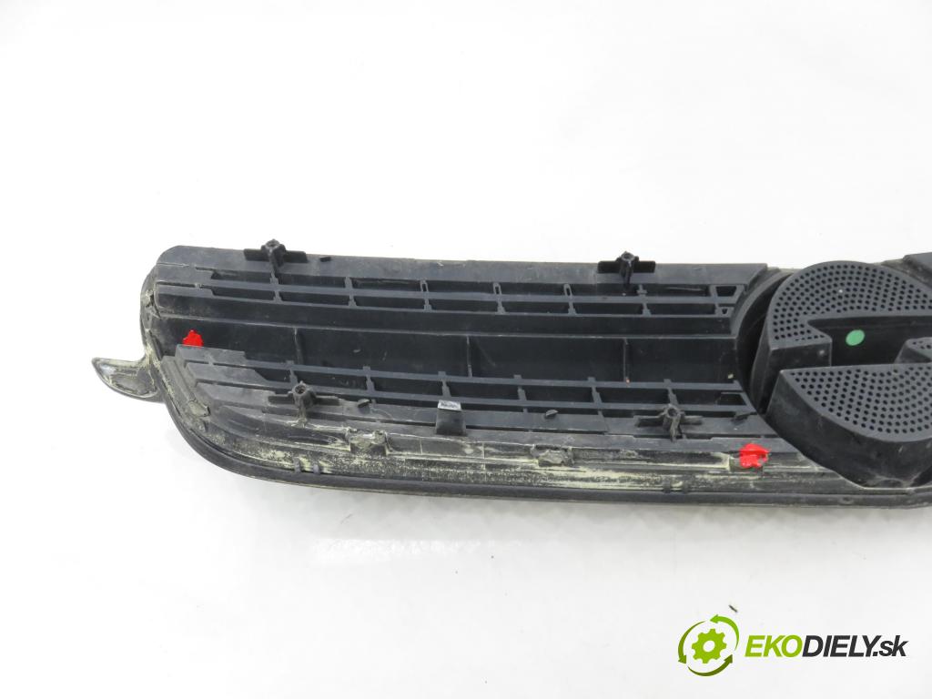 OPEL VECTRA C (Z02) SEDAN 2004 90,00 1.8 16V - Z 18 XE 1796,00 Mriežka / maska 13103966