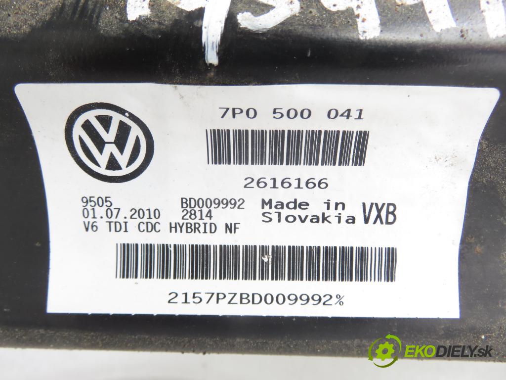 VW TOUAREG (7P5) SUV 2010 245,00 3.0 V6 TSI Hybrid - CGEA 2995,00 ZADNÍ: 7P0500041