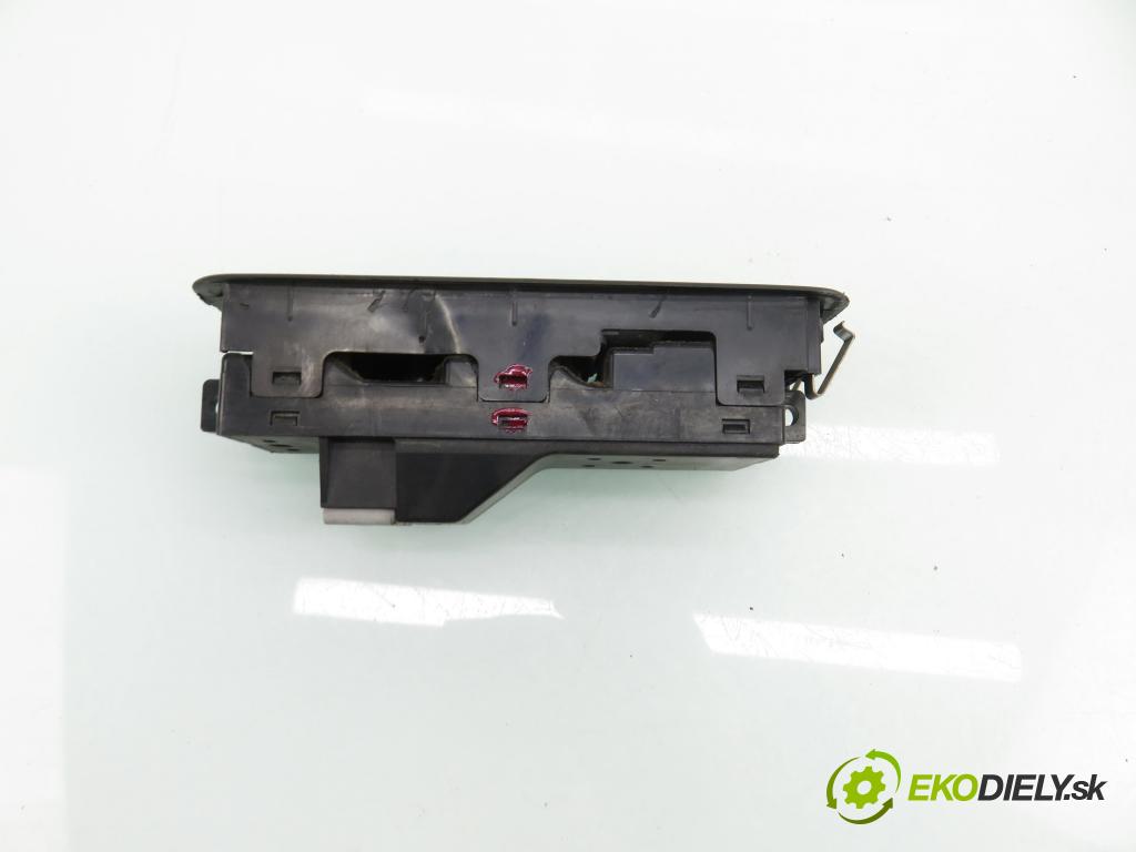SUZUKI IGNIS (FH) HB 2002 61,00 1.3 (HV51, HX51, RG413) - M13A 1328,00 Panel ovládaní oken 3799075F0