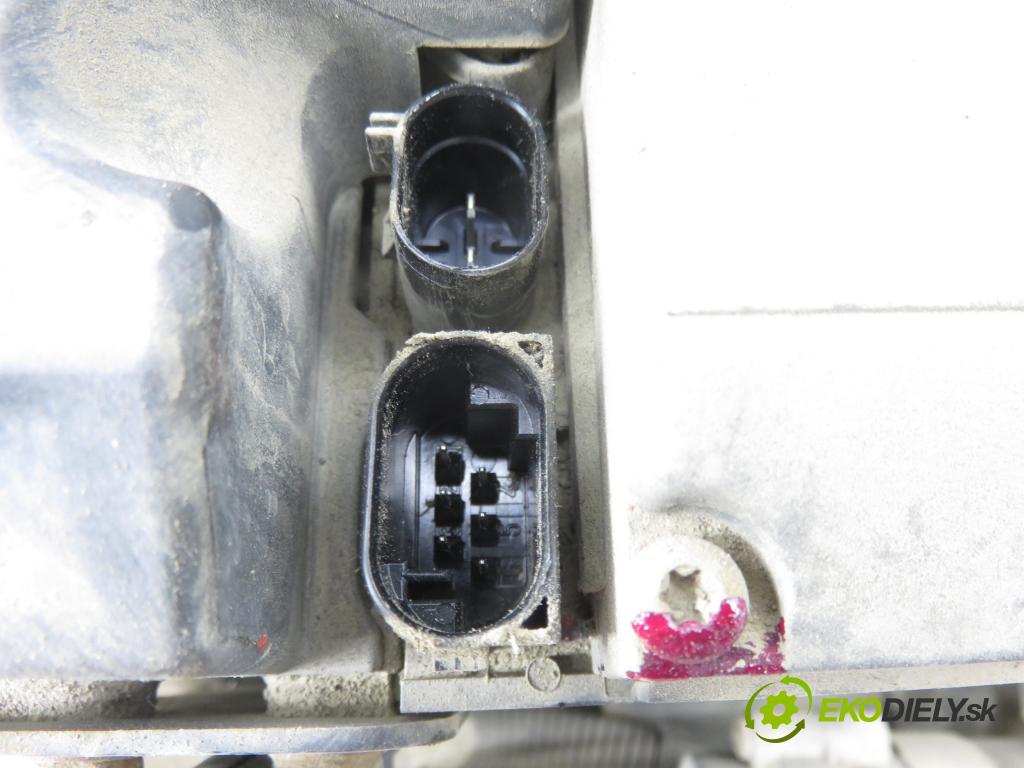 VW TRANSPORTER V Autobus (7HB, 7HJ, 7EB, 7EJ, 7EF, 7EG, 7HF, 7E BUS 2003 77,00 1.9 TDI - AXB 1896,00 Webasto 7H0815071B (Webasto (nezávislé kúrenie))