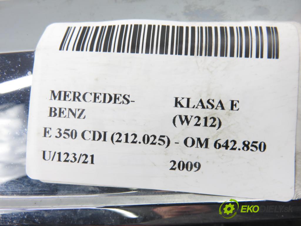 MERCEDES-BENZ KLASA E (W212) SEDAN 2009 170,00 E 350 CDI 231 - OM 642.850 2987,00 Mriežka / maska A2128801083