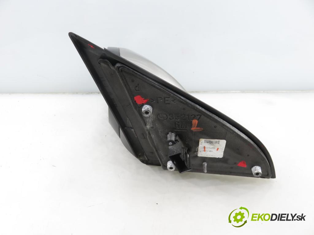 OPEL VECTRA C (Z02) SEDAN 2004 90,00 1.8 16V - Z 18 XE 1796,00 Spätné zrkadlo LE 13253333