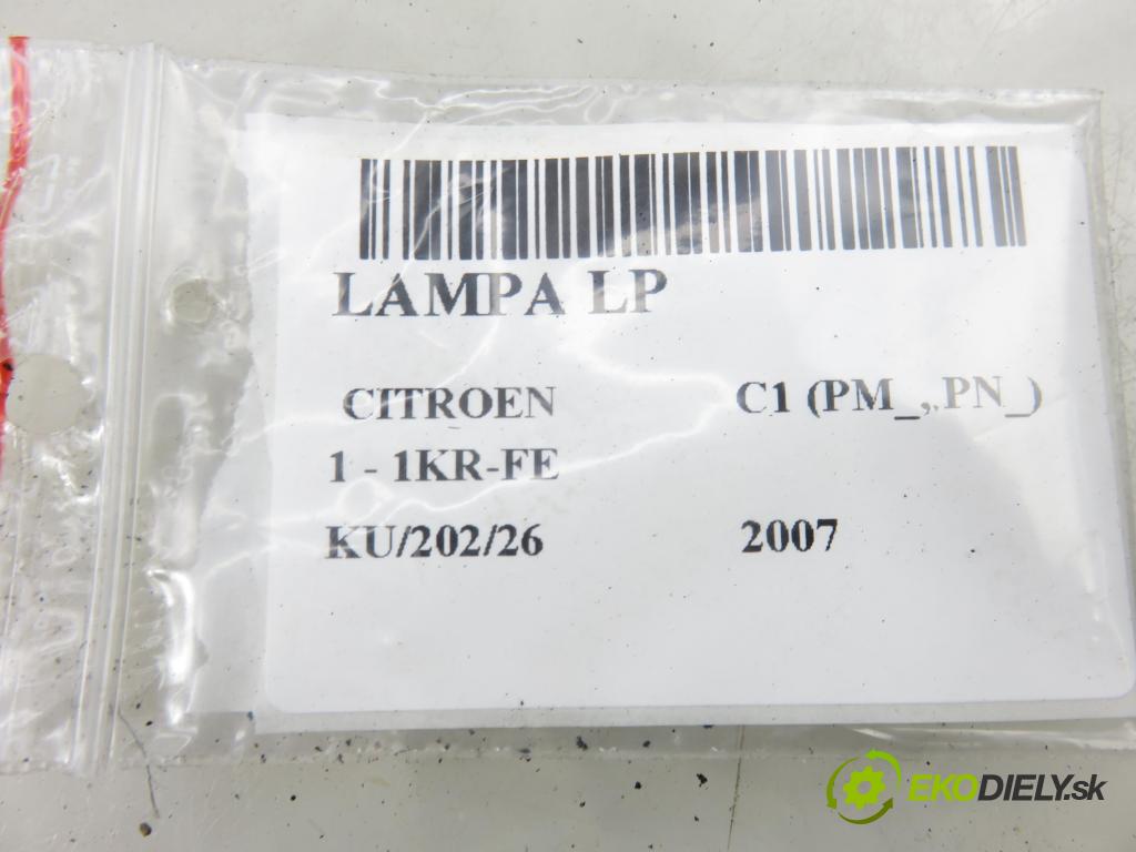 CITROEN C1 (PM_, PN_) HB 2007 50,00 1.0 12V R3 68 - 1KR-FE 998,00 světlo LP 811500H050