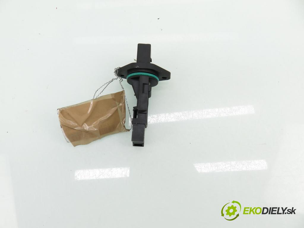 AUDI A3 (8L1) HB 2001 96,00 1.9 TDI PD 130 - ASZ 1896,00 váha vzduchu vzduchu F00C2G2055