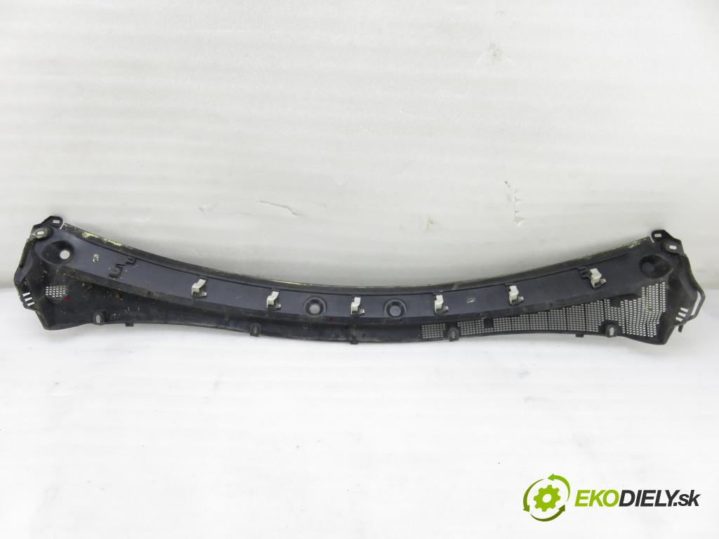 RENAULT MASTER III Skrzynia (FV) FURGON 2011 92,00 2.3 dCi 125 FWD (FV0C, FV0D) - M9T 676 2298,00 Torpédo, plast pod čelné okno 668110010R ; 668110011R (Torpédo (plast pod čelným sklom))