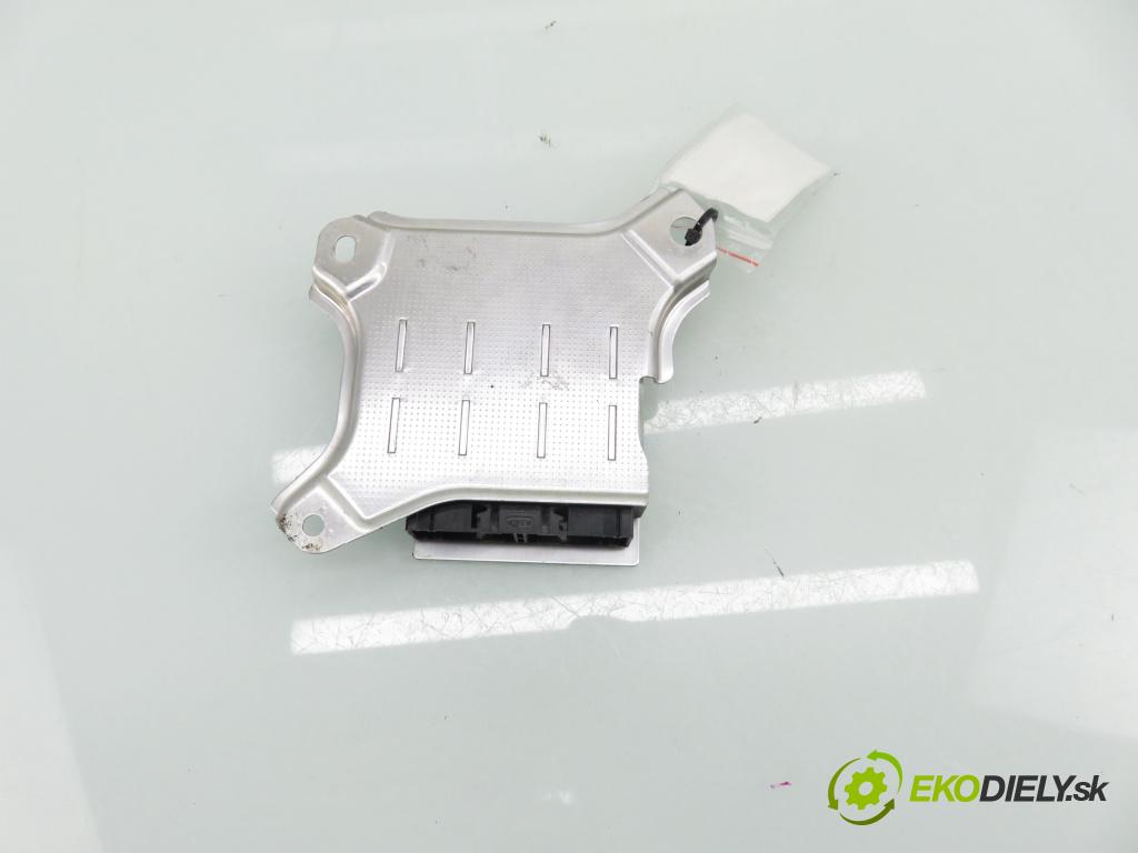 CITROEN C1 (PM_, PN_) HB 2007 50,00 1.0 12V R3 68 - 1KR-FE 998,00 MODUL air BAG 891700H010 ; 212388101