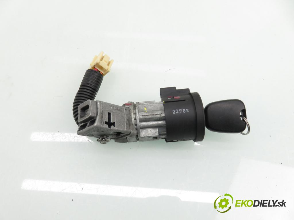 CITROEN C1 (PM_, PN_) HB 2007 50,00 1.0 12V R3 68 - 1KR-FE 998,00 spínačka / VLOŽKY N0501412 ; N0502200