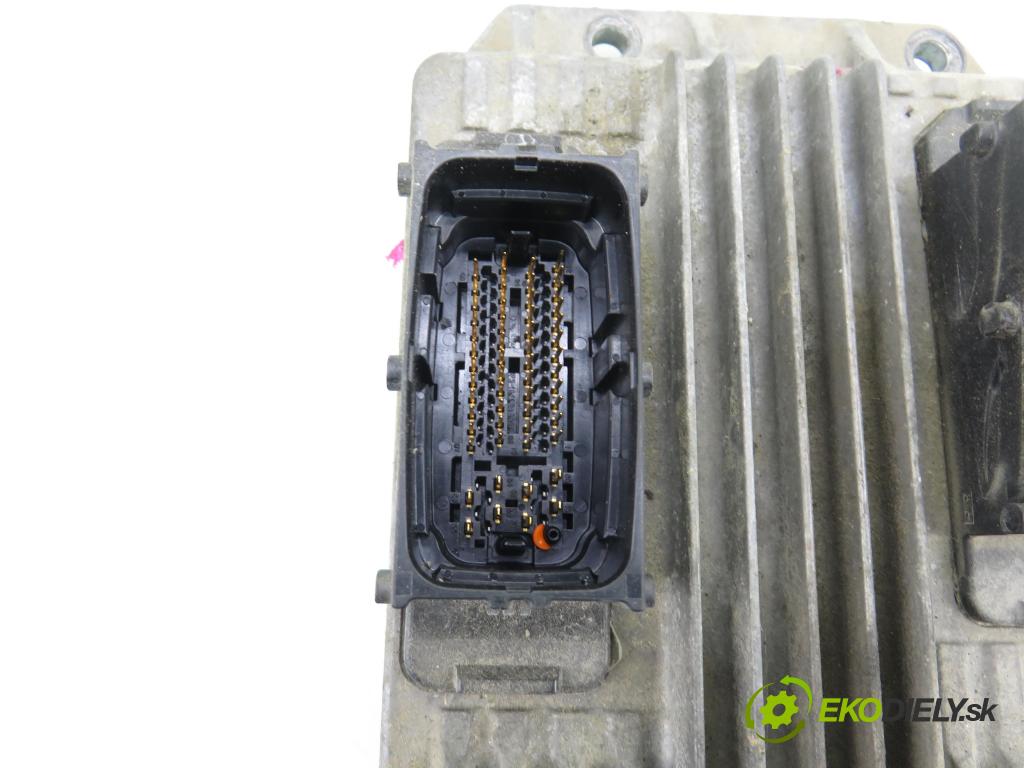 OPEL MERIVA A nadwozie wielkoprzestrzenne (MPV) (X03) HB 2004 74,00 1.7 CDTI 100 - Z 17 DTH 1686,00 Riadiaca jednotka Motor 8973509486 ; 97350948 ; 1125000164