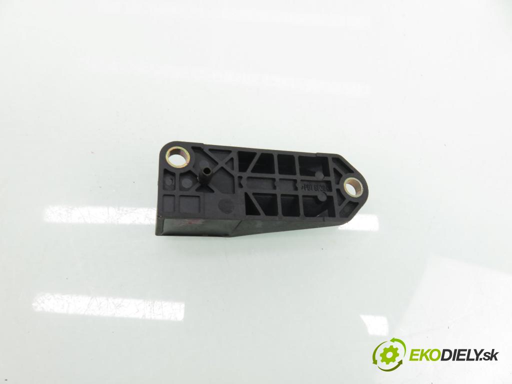 VW SHARAN (7M8, 7M9, 7M6) MINIVAN 2003 85,00 1.9 TDI PD 115 - AUY 1896,00 Snímač nárazu 5WK42895 ; 6Q0909606 (Snímač nárazu)
