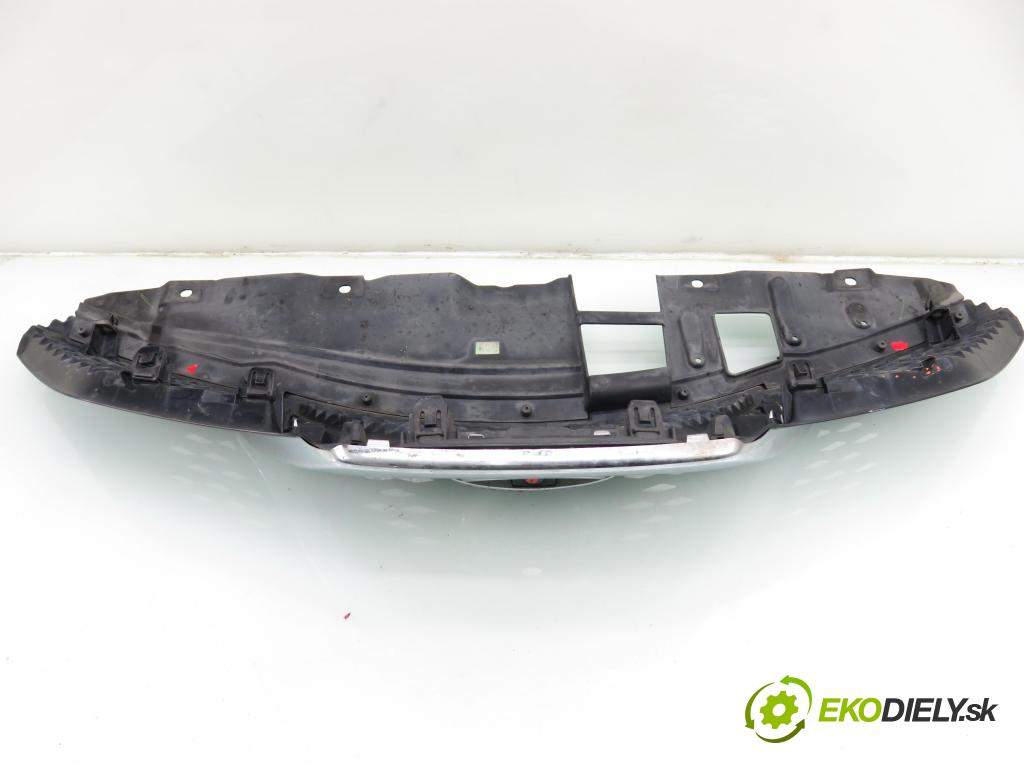 NISSAN QASHQAI II (J11, J11_) CROSSOVER 2015 85,00 1.2 DIG-T - HR12DDT 1197,00 Mriežka / maska 623104EA1D