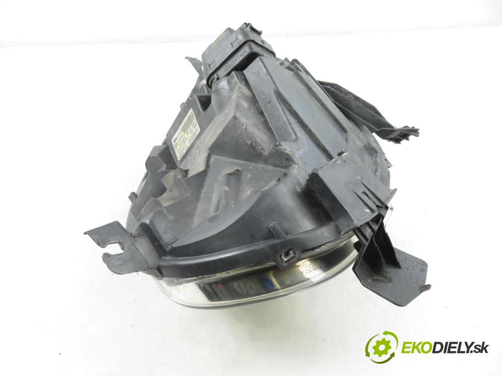 CITROEN C1 (PM_, PN_) HB 2007 50,00 1.0 12V R3 68 - 1KR-FE 998,00 Svetlo PP 811100H050 ; 89032958