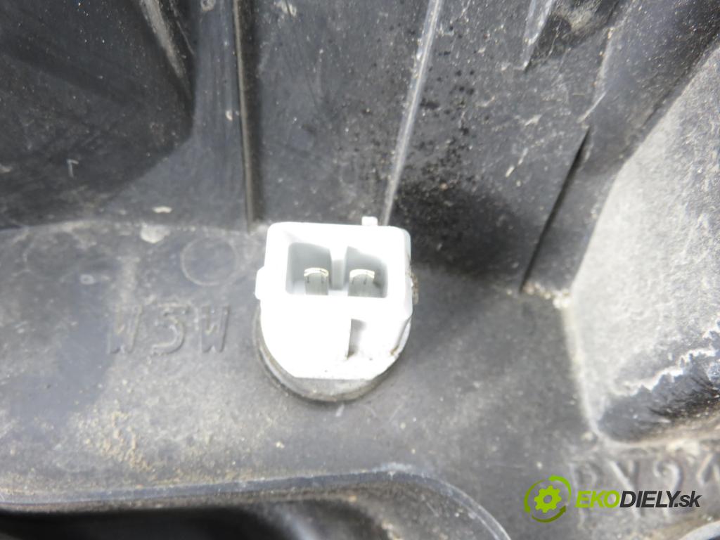 CITROEN C1 (PM_, PN_) HB 2007 50,00 1.0 12V R3 68 - 1KR-FE 998,00 Svetlo PP 811100H050 ; 89032958