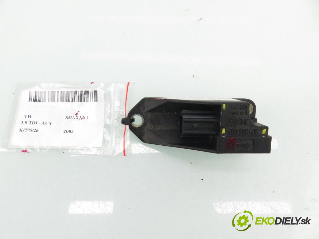 VW SHARAN (7M8, 7M9, 7M6) MINIVAN 2003 85,00 1.9 TDI PD 115 - AUY 1896,00 Snímač nárazu 5WK42895 ; 6Q0909606 (Snímač nárazu)