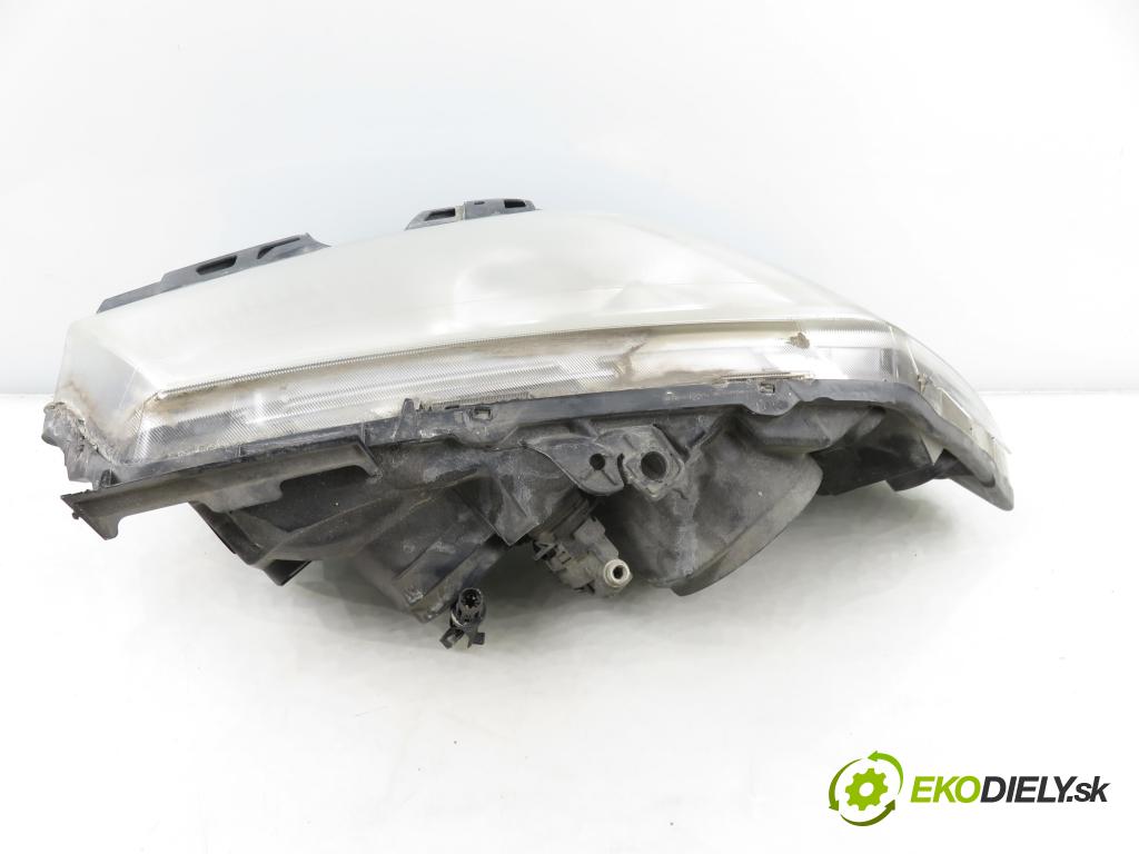 RENAULT MEGANE II (BM0/1_, CM0/1_) HB 2006 63,00 1.5 dCi 86 - K9K 724 1461,00 Svetlo PP 8200412742A ; 89312740