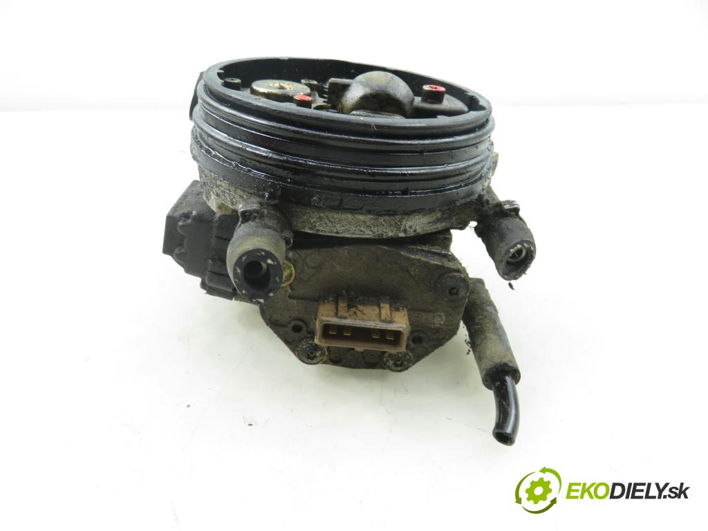 PEUGEOT 106 I (1A, 1C) HB 1997 37,00 1 - CDZ (TU9M) 954,00 Vstrek 0438201531 ; 0132008602