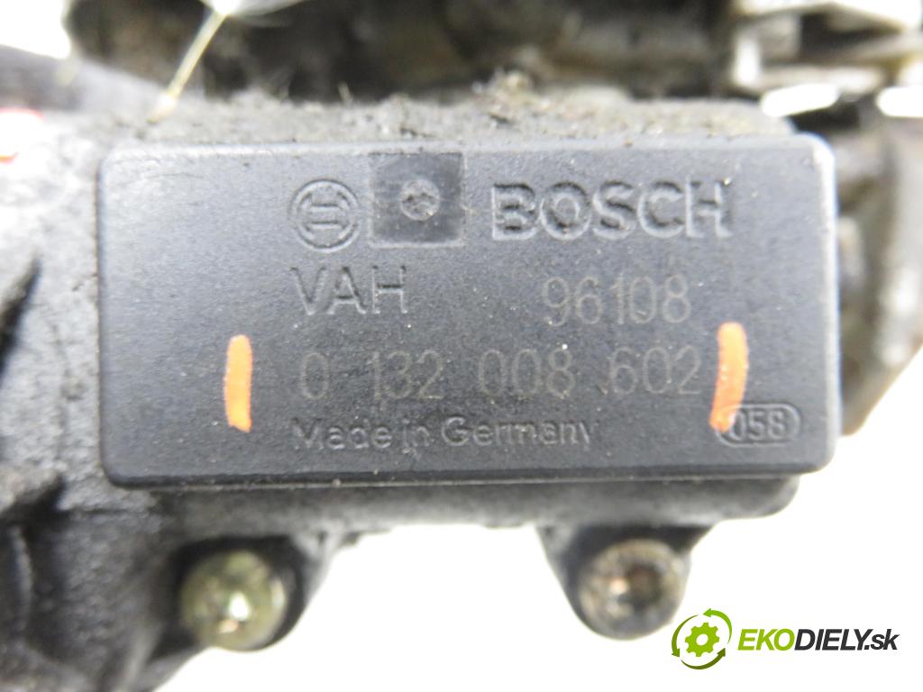 PEUGEOT 106 I (1A, 1C) HB 1997 37,00 1 - CDZ (TU9M) 954,00 Vstrek 0438201531 ; 0132008602