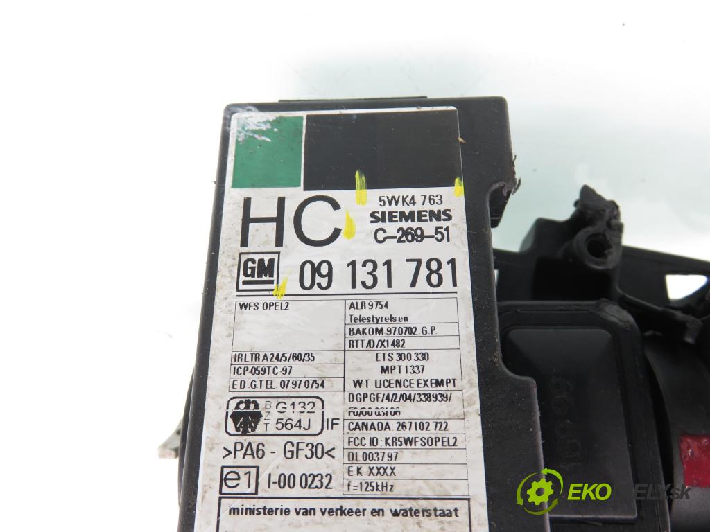 OPEL ASTRA G liftback (T98) HB 1999 74,00 1.6 16V - X 16 XEL 1598,00 spinačka 90589313 ; 90589389 ; 5WK4763 (Spínacia skrinka)