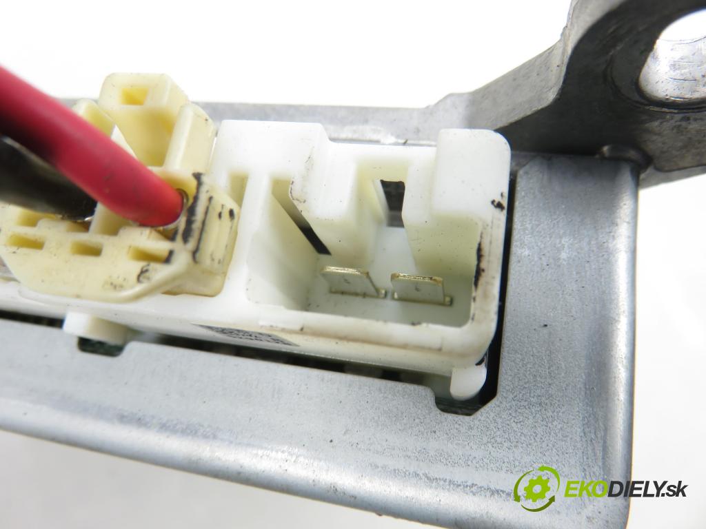 CITROEN C1 (PM_, PN_) HB 2007 50,00 1.0 12V R3 68 - 1KR-FE 998,00 serv/podporovanie elektrické 896500H010 ; 452500H011 ; 6900000521