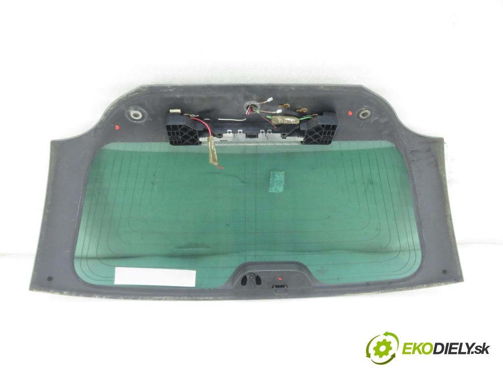 PEUGEOT 407 SW (6E_) KOMBI 2006 80,00 1.6 HDi 110 - 9HZ (DV6TED4) 1560,00 Okno zadné kapota