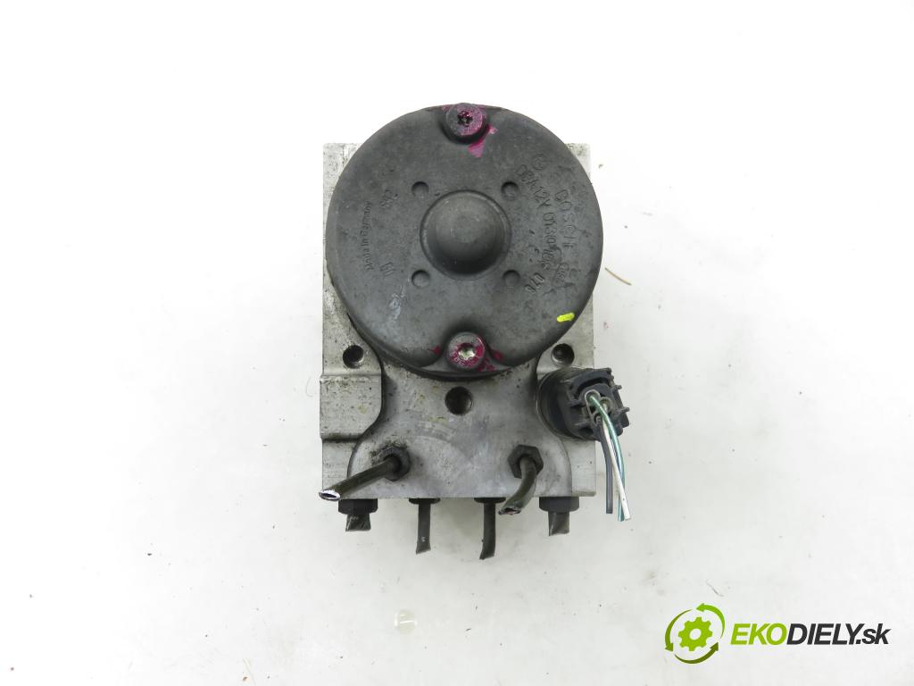FORD MONDEO III Turnier (BWY) KOMBI 2006 107,00 2.0 16V - CJBB 1999,00 Pumpa ABS 4S712C405AA ; 0265225338 ; 0265950155 (Pumpa ABS)