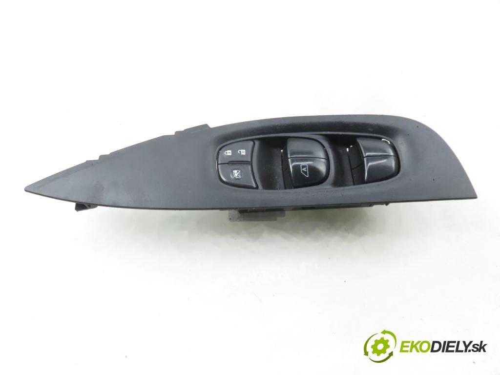 NISSAN QASHQAI II (J11, J11_) CROSSOVER 2015 85,00 1.2 DIG-T - HR12DDT 1197,00 Panel ovládaní oken