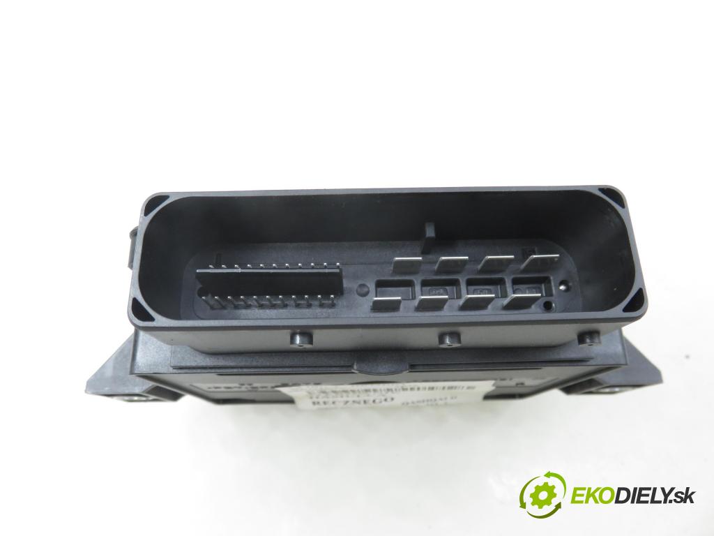 NISSAN QASHQAI II (J11, J11_) CROSSOVER 2015 85,00 1.2 DIG-T - HR12DDT 1197,00 řídící jednotka brzdy MANUÁL 32620330A ; 360324BA0A