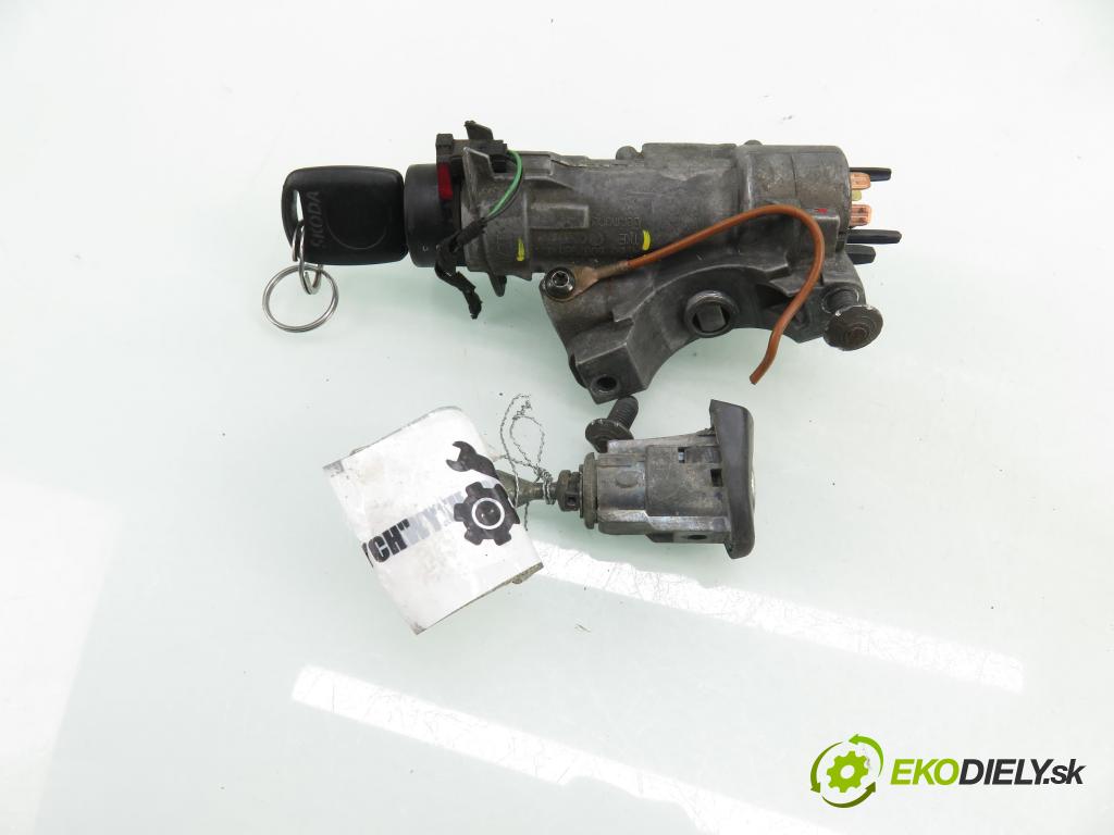 SKODA FABIA I (6Y2) HB 2001 44,00 1.4 MPi 60 - AZE 1397,00 spinačka / zámky 4B0905851C