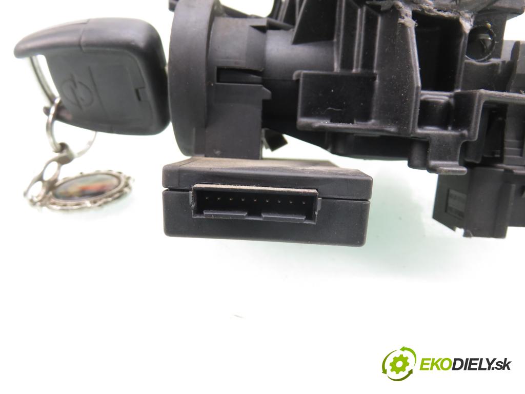 OPEL ASTRA G Kombi (T98) KOMBI 1999 74,00 1.6 16V - Z 16 XE 1598,00 spinačka 90589313 ; 5WK4763 ; 90560475 (Spínacia skrinka)