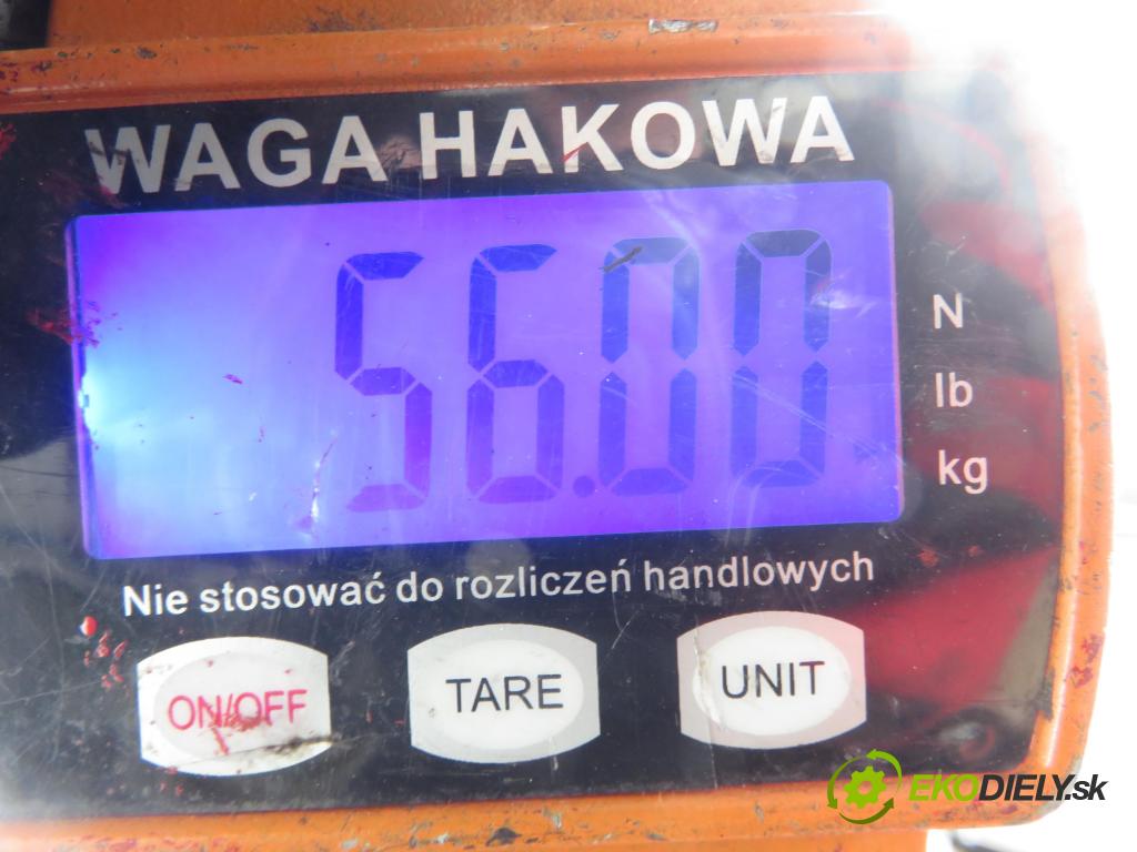 FIAT STILO Multi Wagon (192_) KOMBI 2004 70,00 1.4 16V 95 - 843 A1.000 1368,00 výztuha zadní část ABS 