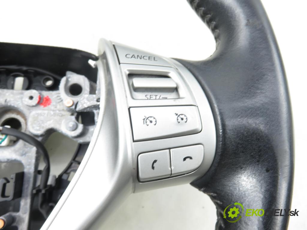 NISSAN QASHQAI II (J11, J11_) CROSSOVER 2015 85,00 1.2 DIG-T - HR12DDT 1197,00 Volant 484304EM5B (Volant)