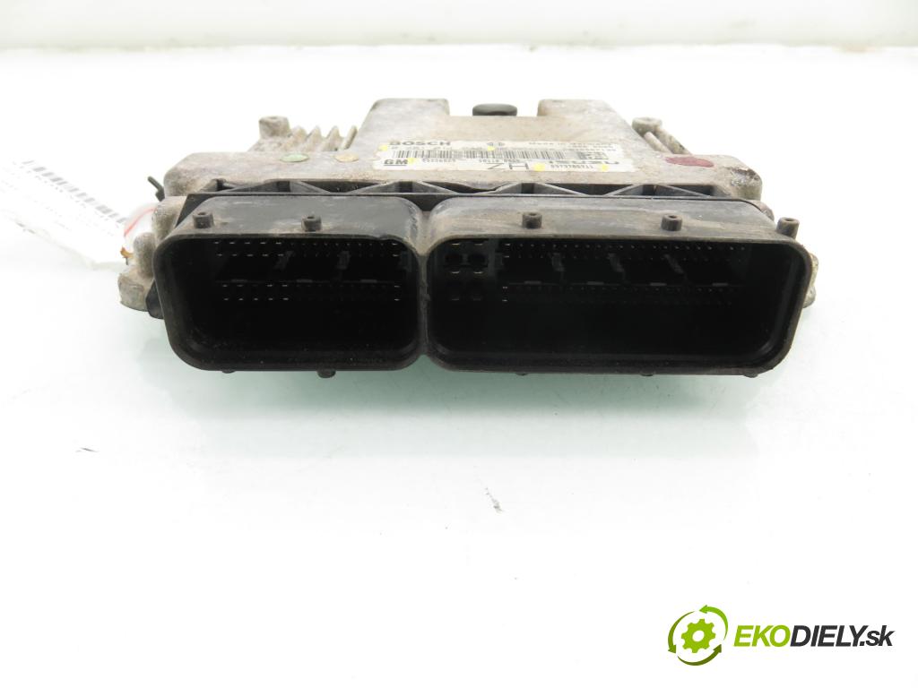 OPEL ASTRA H (A04) HB 2005 59,00 1.7 CDTI - Z 17 DTL 1686,00 Riadiaca jednotka Motor 55556829ZH ; 8973785711 ; 0281011943