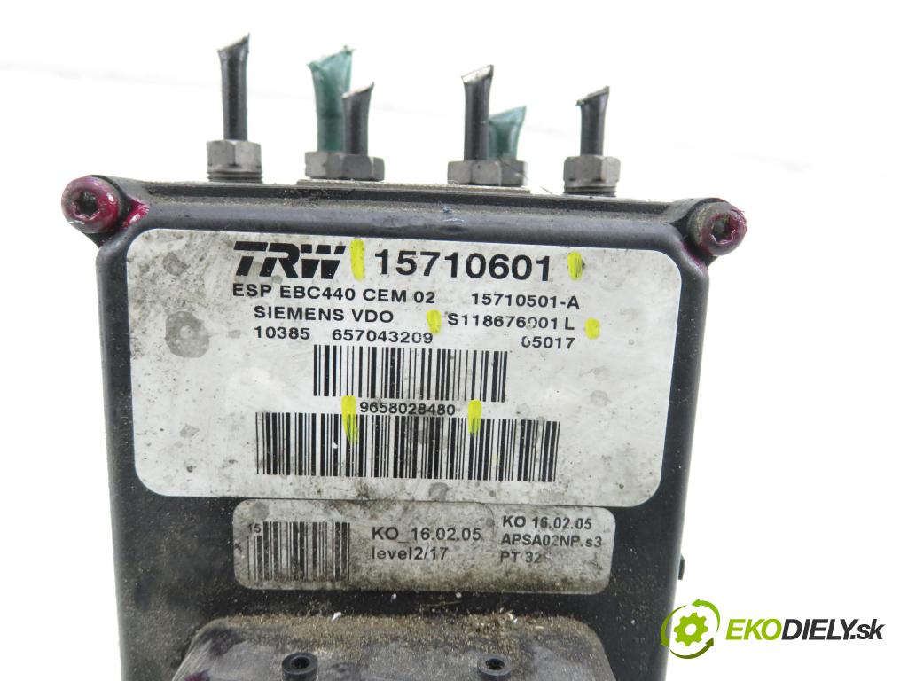 PEUGEOT 407 (6D_) SEDAN 2005 80,00 1.6 HDi 110 - 9HZ (DV6TED4) 1560,00 pumpa ABS 9658028480 ; 15710601 ; S118676001L (Pumpa ABS)
