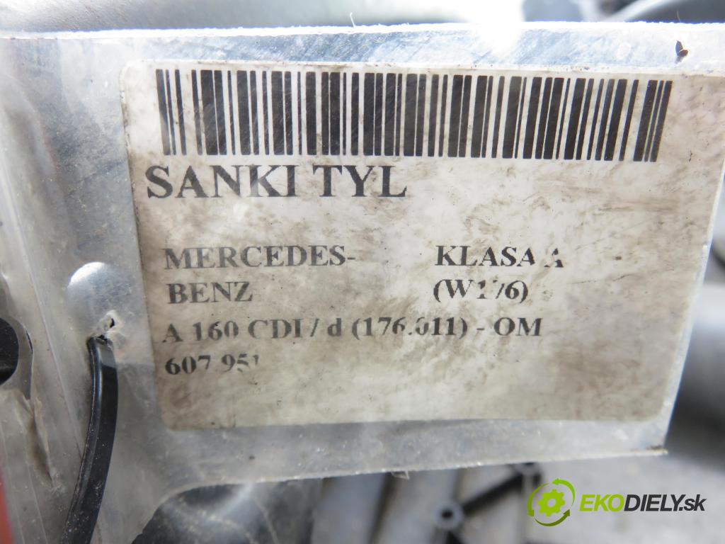MERCEDES-BENZ KLASA A (W176) HB 2017 66,00 A 160 CDI / d (176.011) 90 - OM 607.951 1461,00 zadné 2463504101