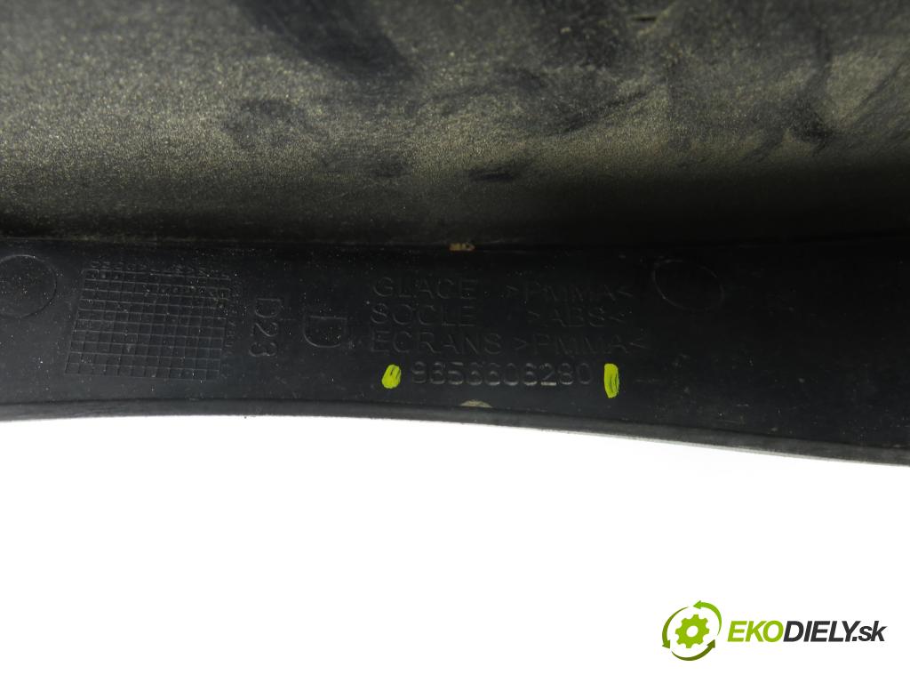 PEUGEOT 407 (6D_) SEDAN 2005 80,00 1.6 HDi 110 - 9HZ (DV6TED4) 1560,00 Svetlo pravé zadné 9656606280