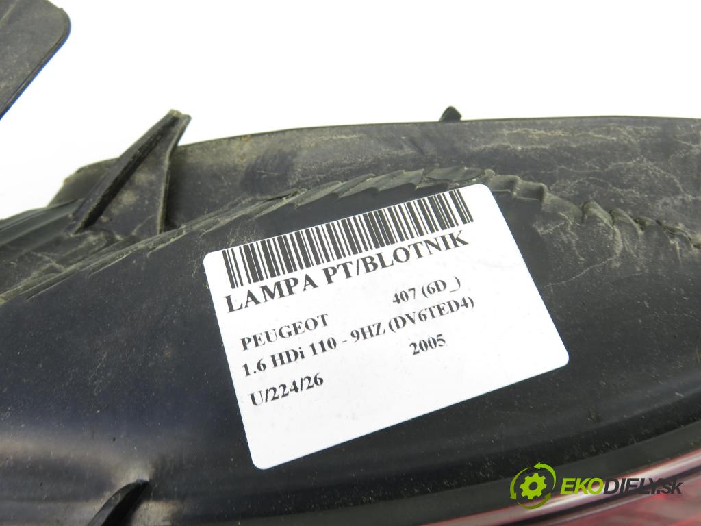 PEUGEOT 407 (6D_) SEDAN 2005 80,00 1.6 HDi 110 - 9HZ (DV6TED4) 1560,00 Svetlo pravé zadné 9656606280